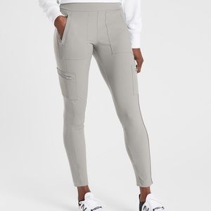 Athleta Headlands Hybrid Cargo